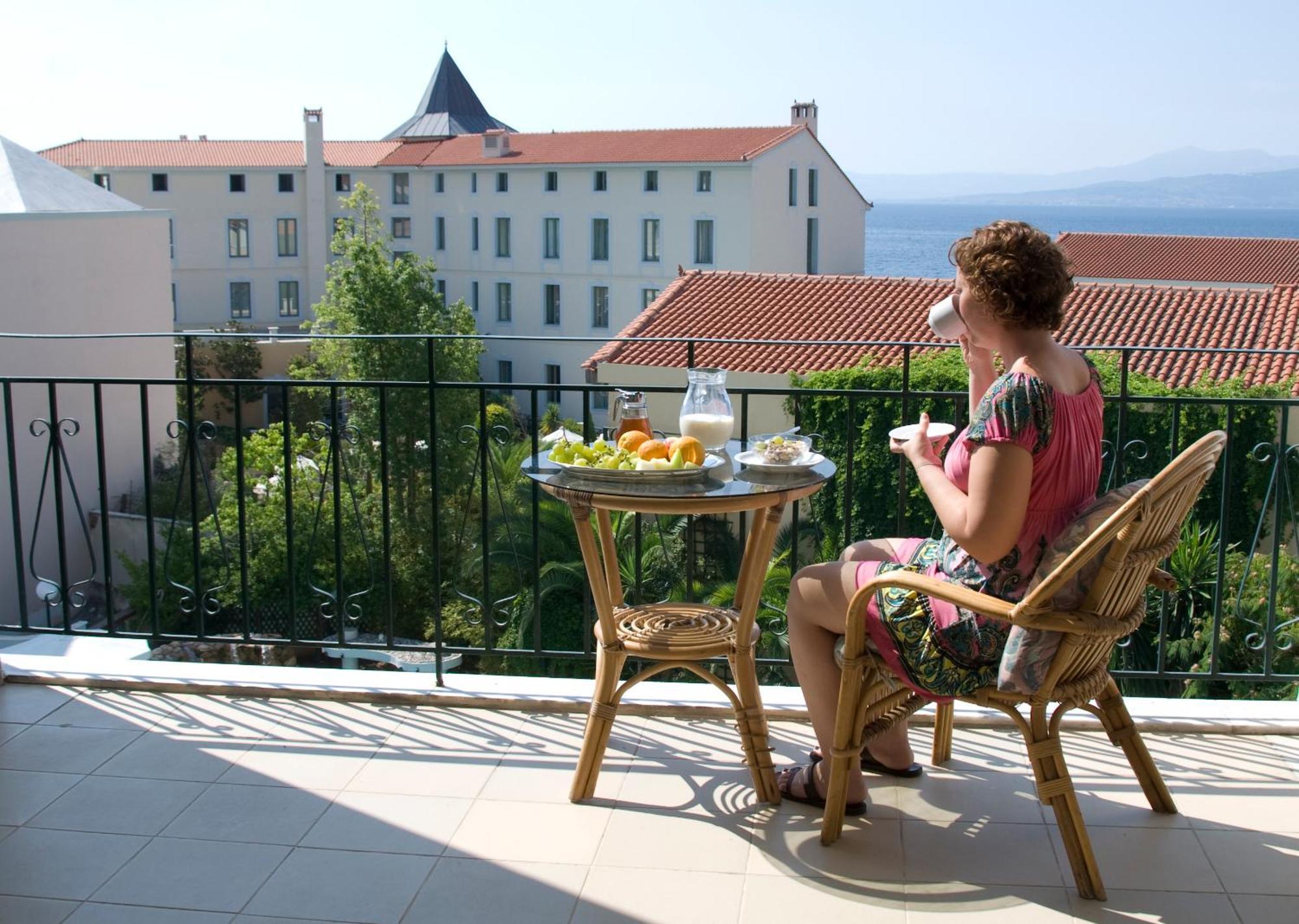 Kentrikon Hotel & Spa Loutrá Edipsoú Eksteriør bilde